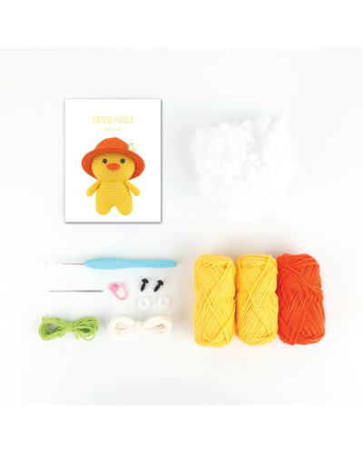 Amigurumi Crochet Kit "Daphne el pato"