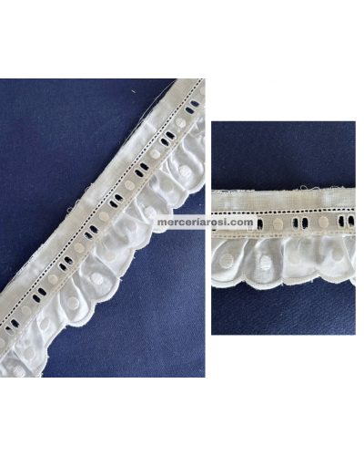 Tira bordada fruncida 700