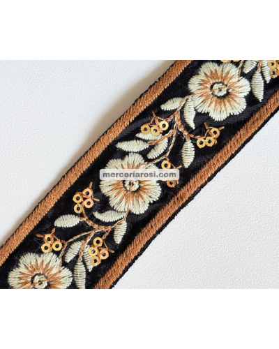 Galón bordado flores